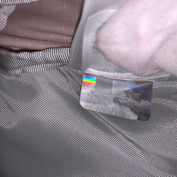 NWT The North Face Borealis Backpack, Gray/ Pink - Picture 11 of 13